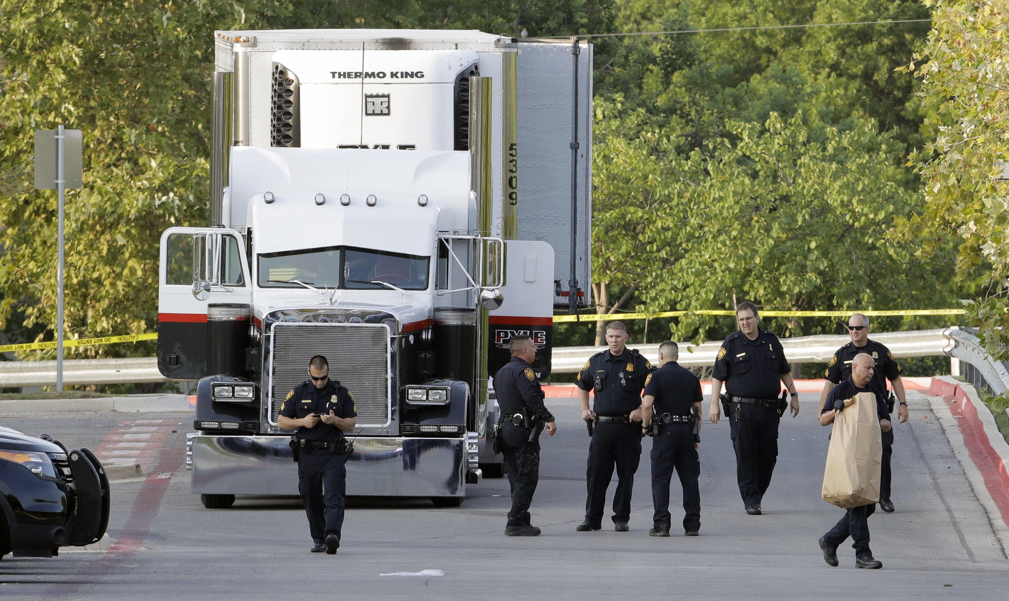 Nine People are Dead After Being Found in the Back of a Trailer in San Antonio: Your ...